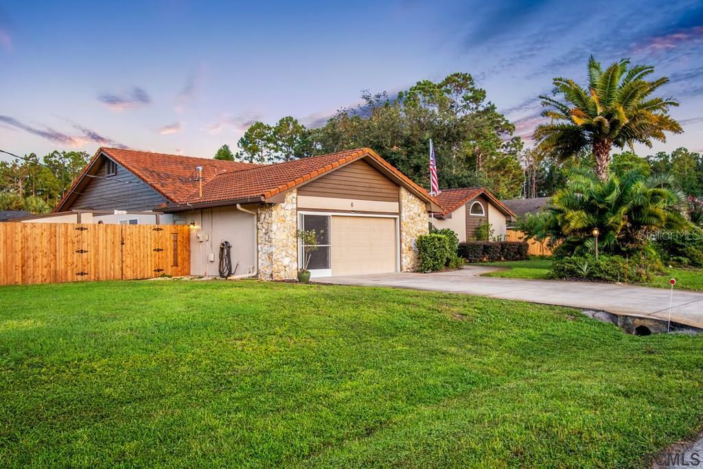 Property Photo: 6 Woodward Lane FL 32164