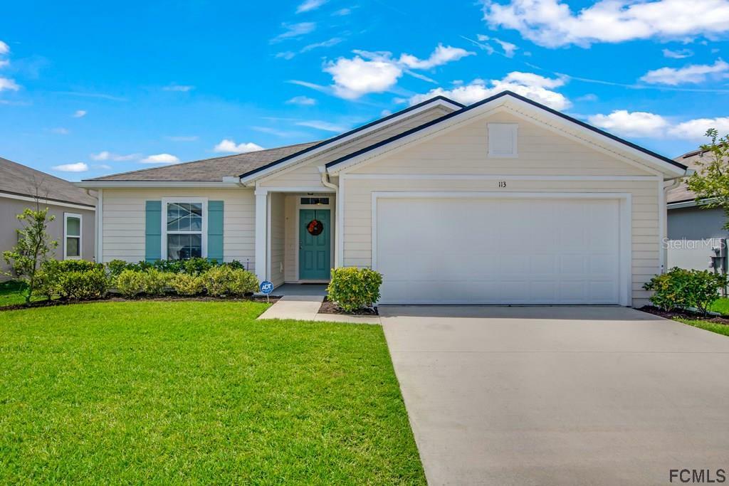 Property Photo: 113 Golf View Court FL 32110