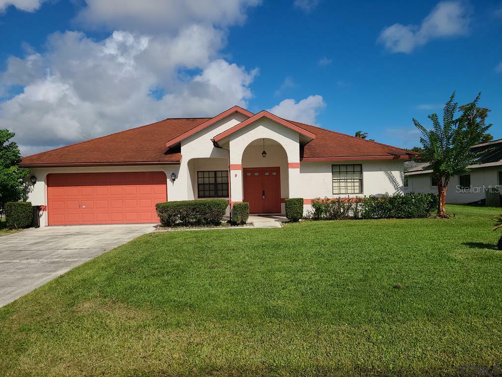 Property Photo:  9 Blackwood Court  FL 32137 