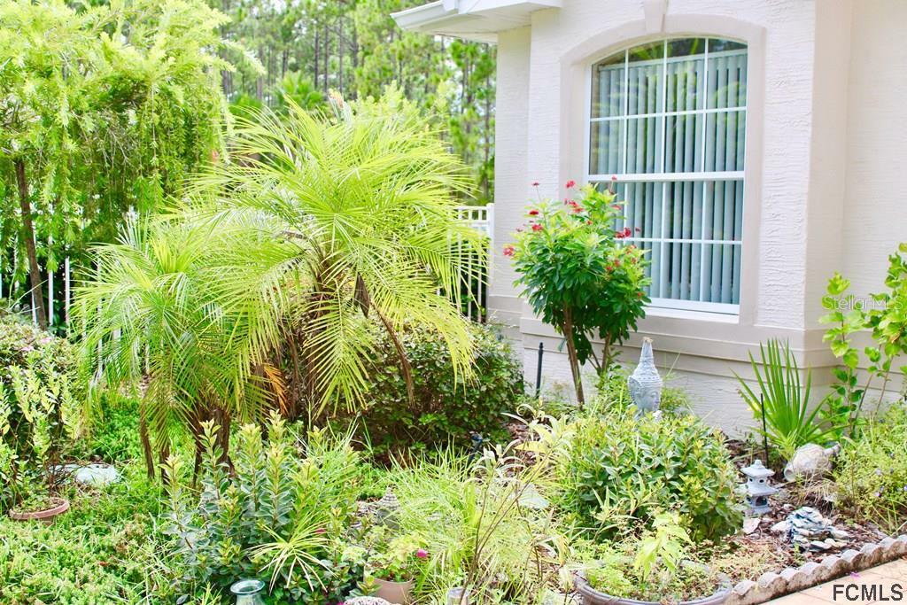 Property Photo:  108 Raintree Circle  FL 32164 