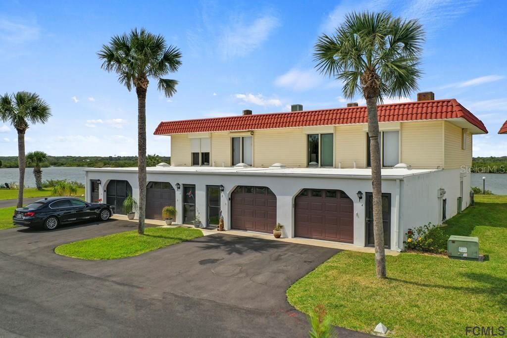 Property Photo:  3 Ocean Palm Villas S 7  FL 32136 