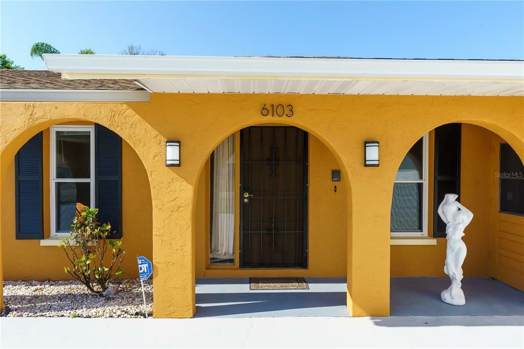 Property Photo: 6103 11th Avenue W FL 34209