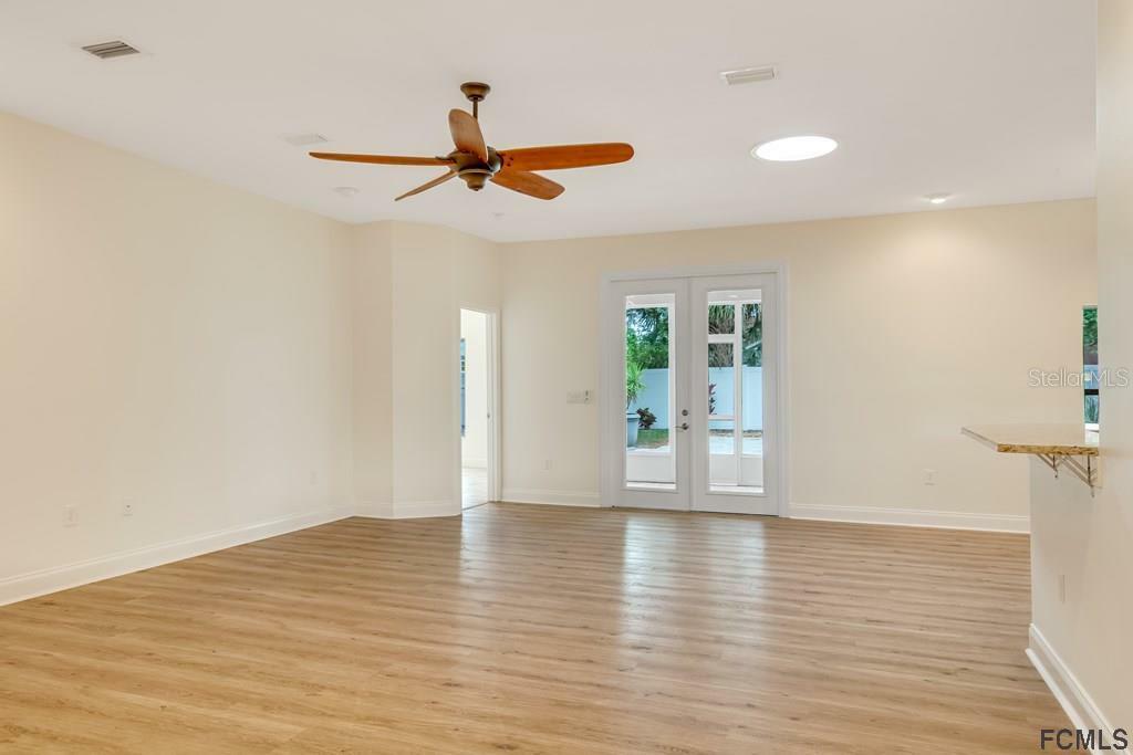 Property Photo:  32 Bannerwood Lane  FL 32137 