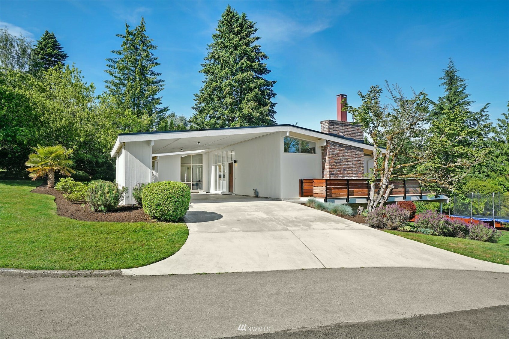 Property Photo: 356 167th Avenue NE WA 98008