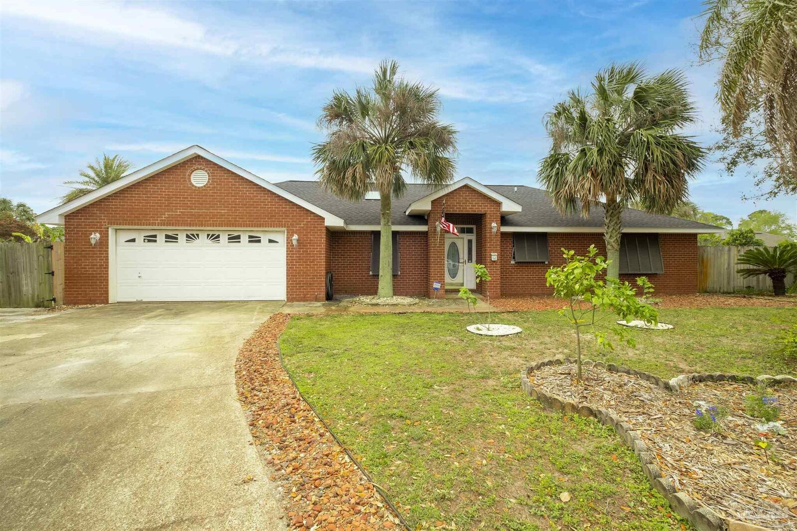 Property Photo: 5061 Ring Rose Ct FL 32563