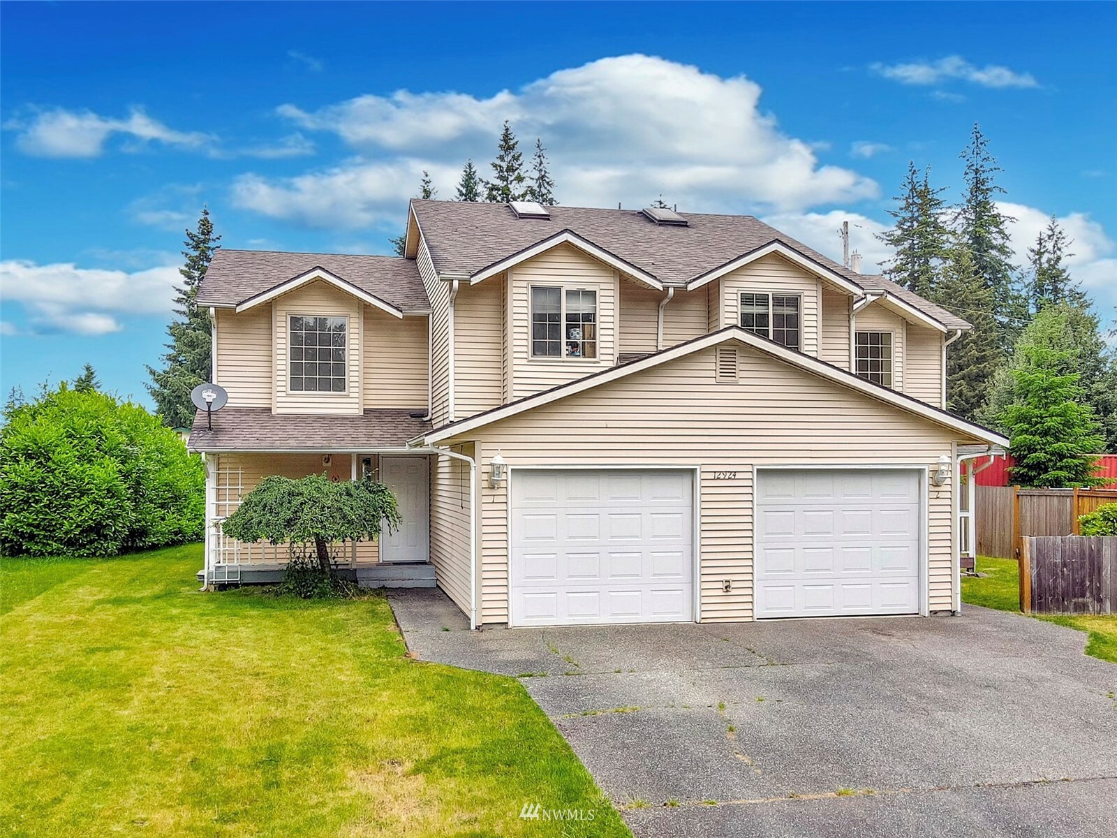 Property Photo:  12924 51st Avenue NE  WA 98271 