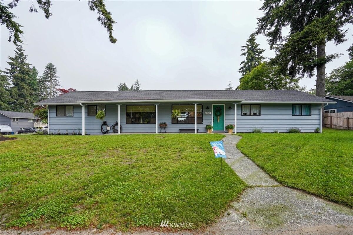 Property Photo:  3306 S 269th Street  WA 98032 