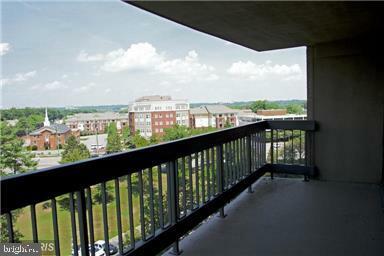 Property Photo:  3701 S George Mason Drive 708N  VA 22041 