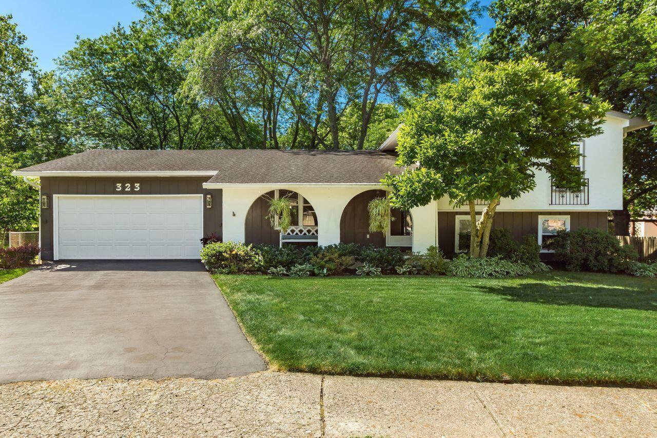 Property Photo: 323 Lyncroft Court OH 43230
