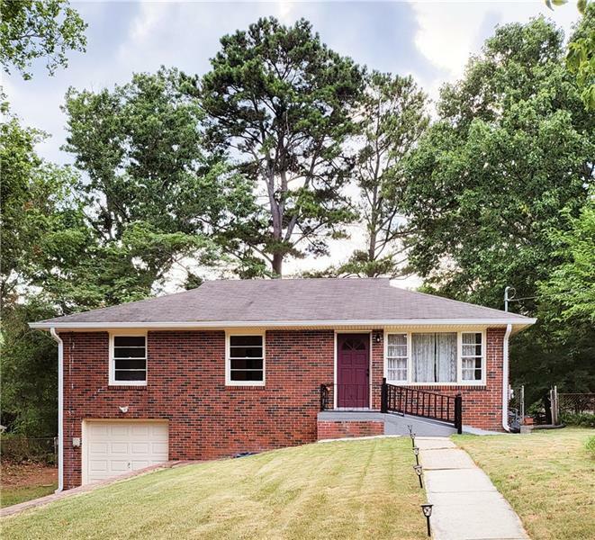 Property Photo: 2170 Farm Lane SE GA 30080