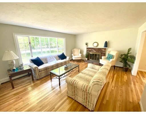 Property Photo: 3 Woodpark Cir MA 02421