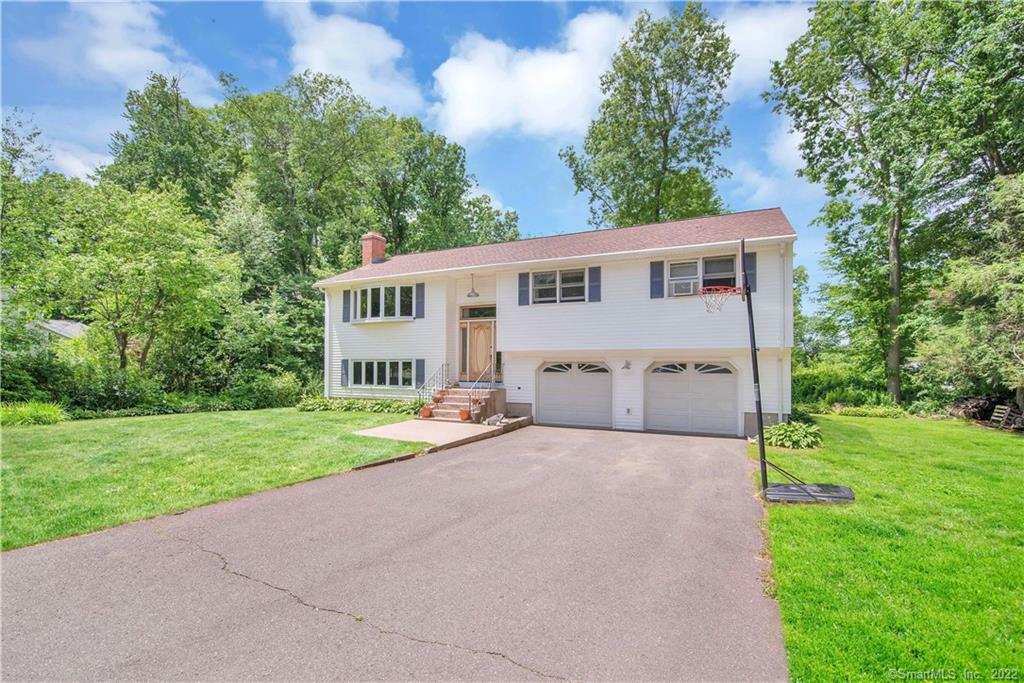 Property Photo: 90 Discovery Road CT 06066