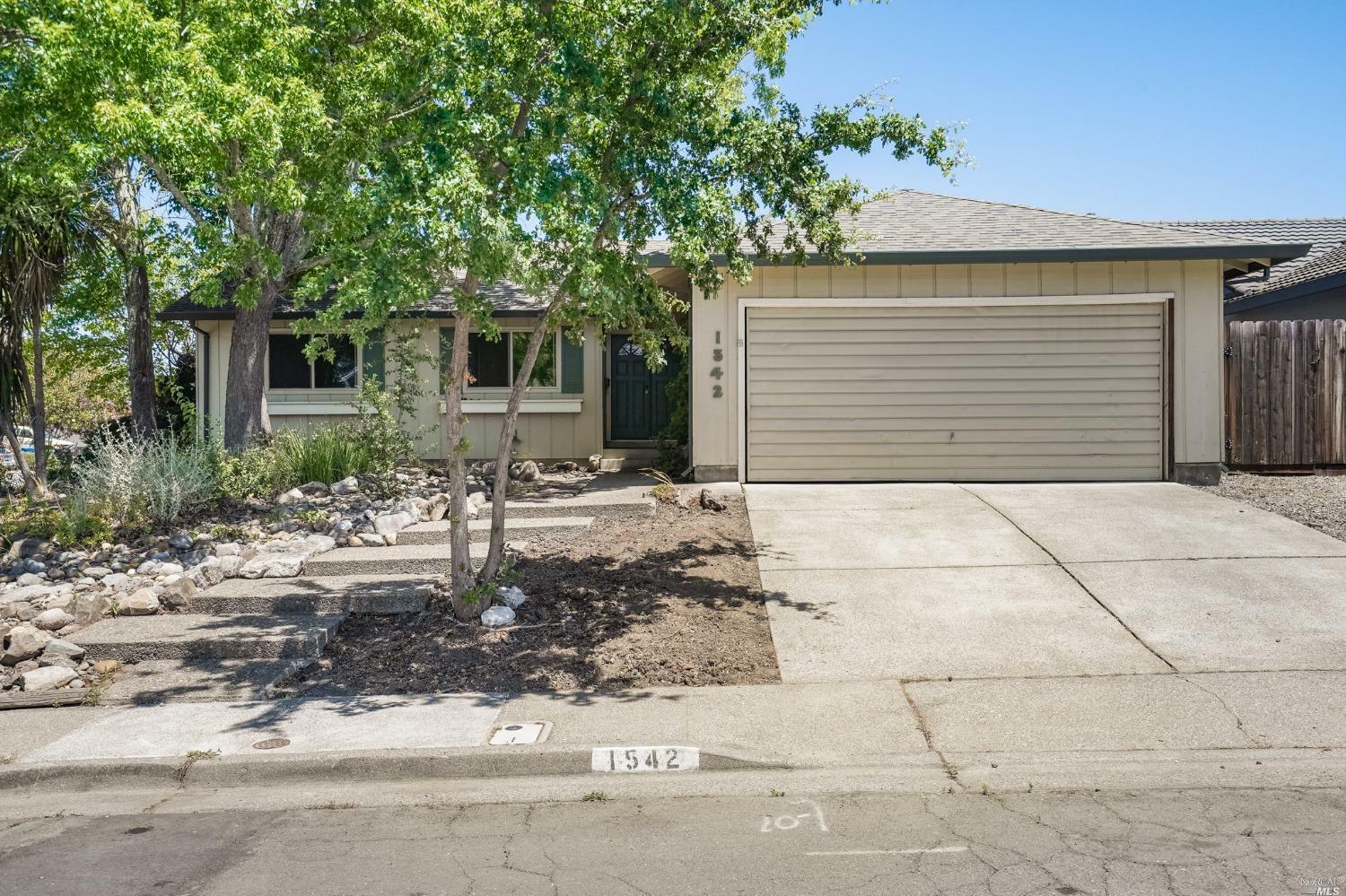 Property Photo:  1542 Bucknell Court  CA 95401 