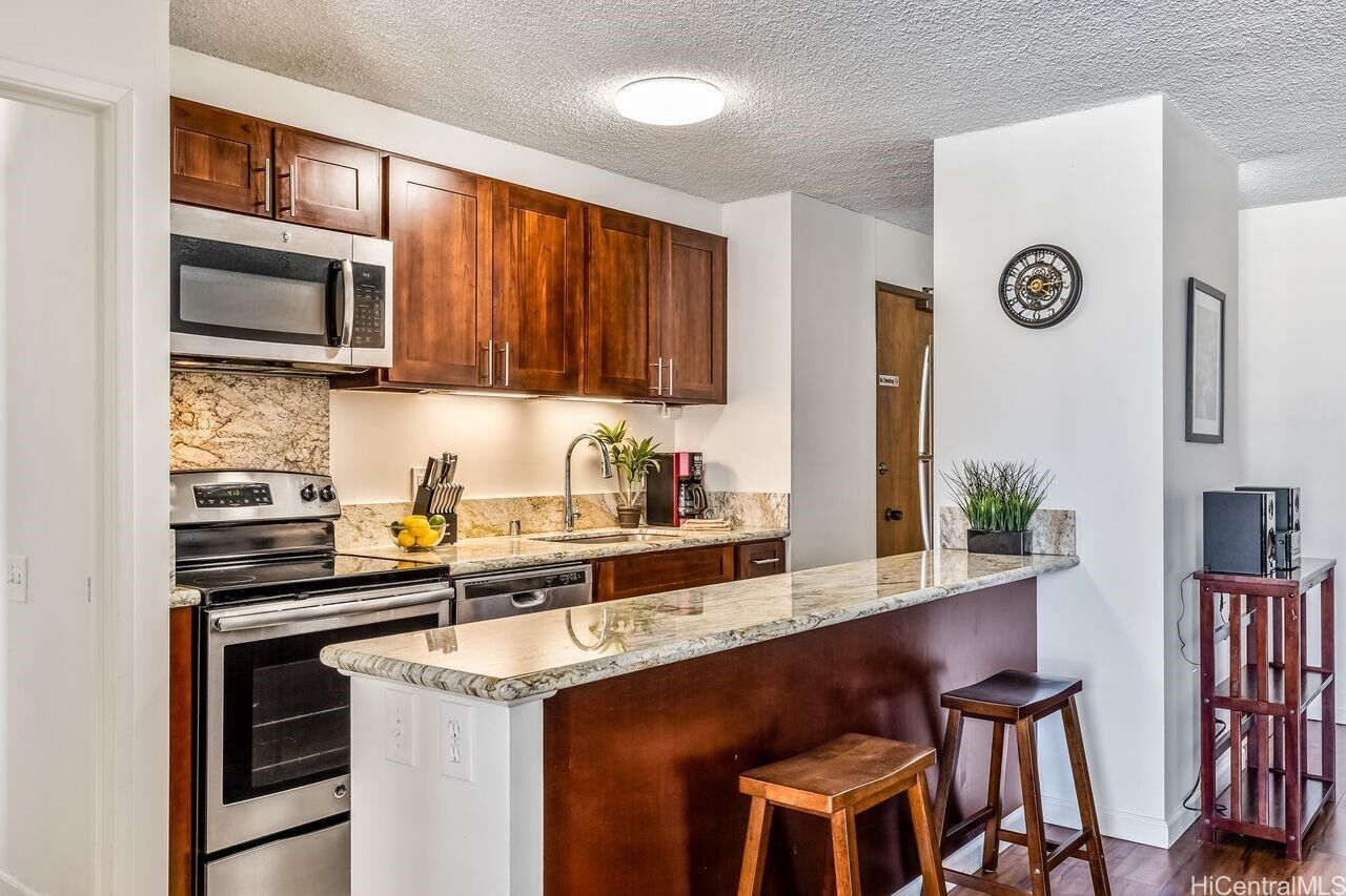 Property Photo:  1778 Ala Moana Boulevard 2408  HI 96815 