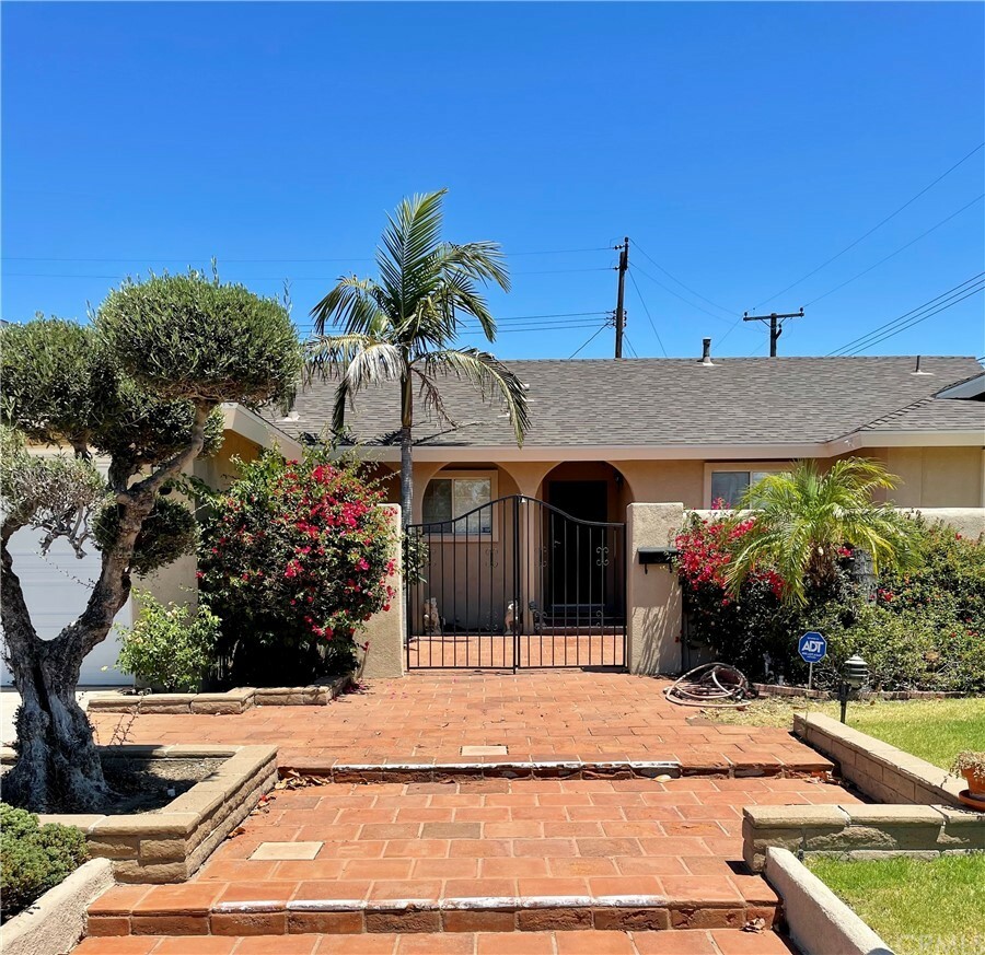 Property Photo:  3641 E Palmyra Avenue  CA 92869 