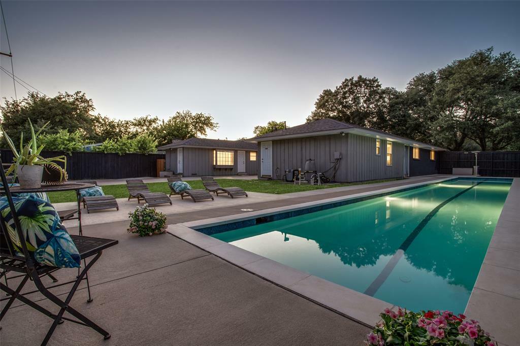 Property Photo:  442 Summit Drive  TX 75081 