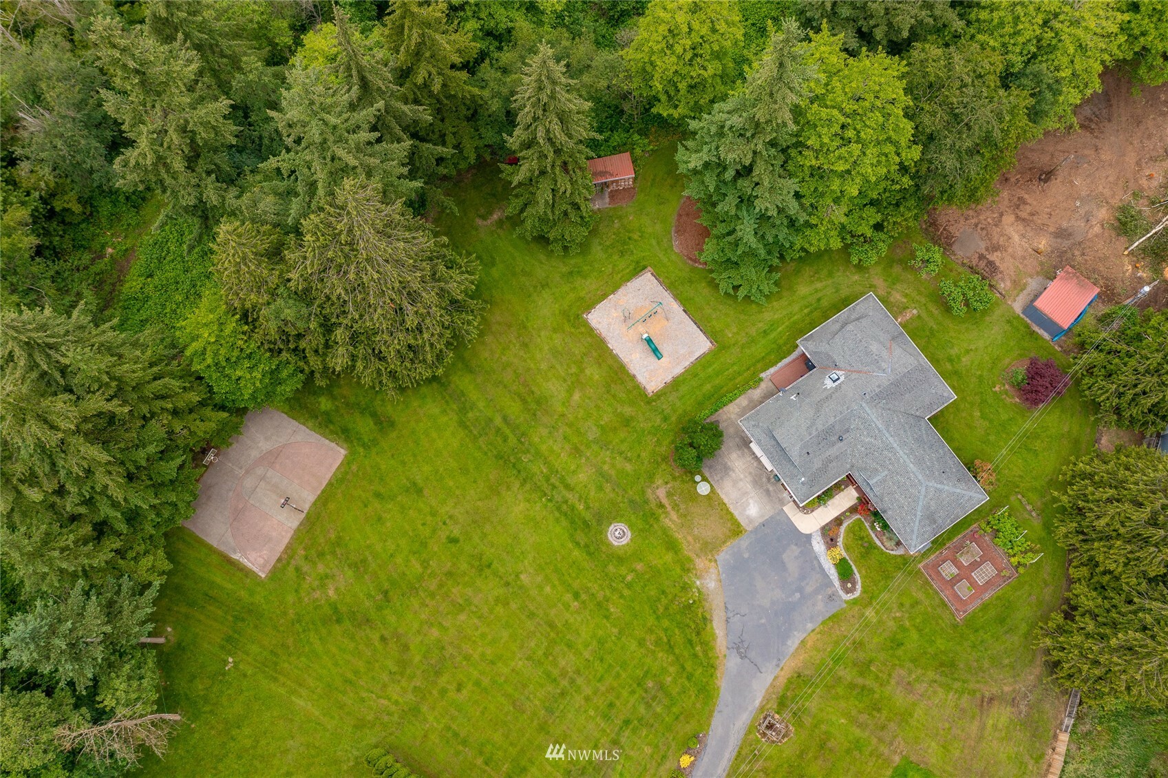 Property Photo:  5577 East Road  WA 98226 