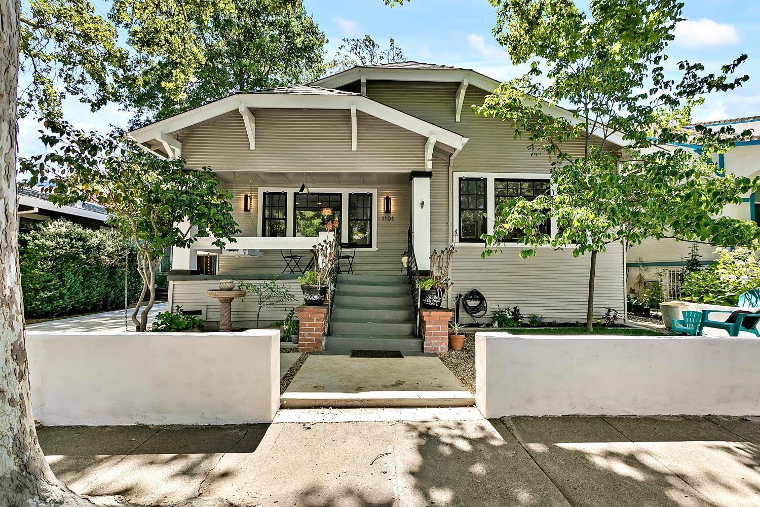 Property Photo: 1101 Santa Barbara Court CA 95816