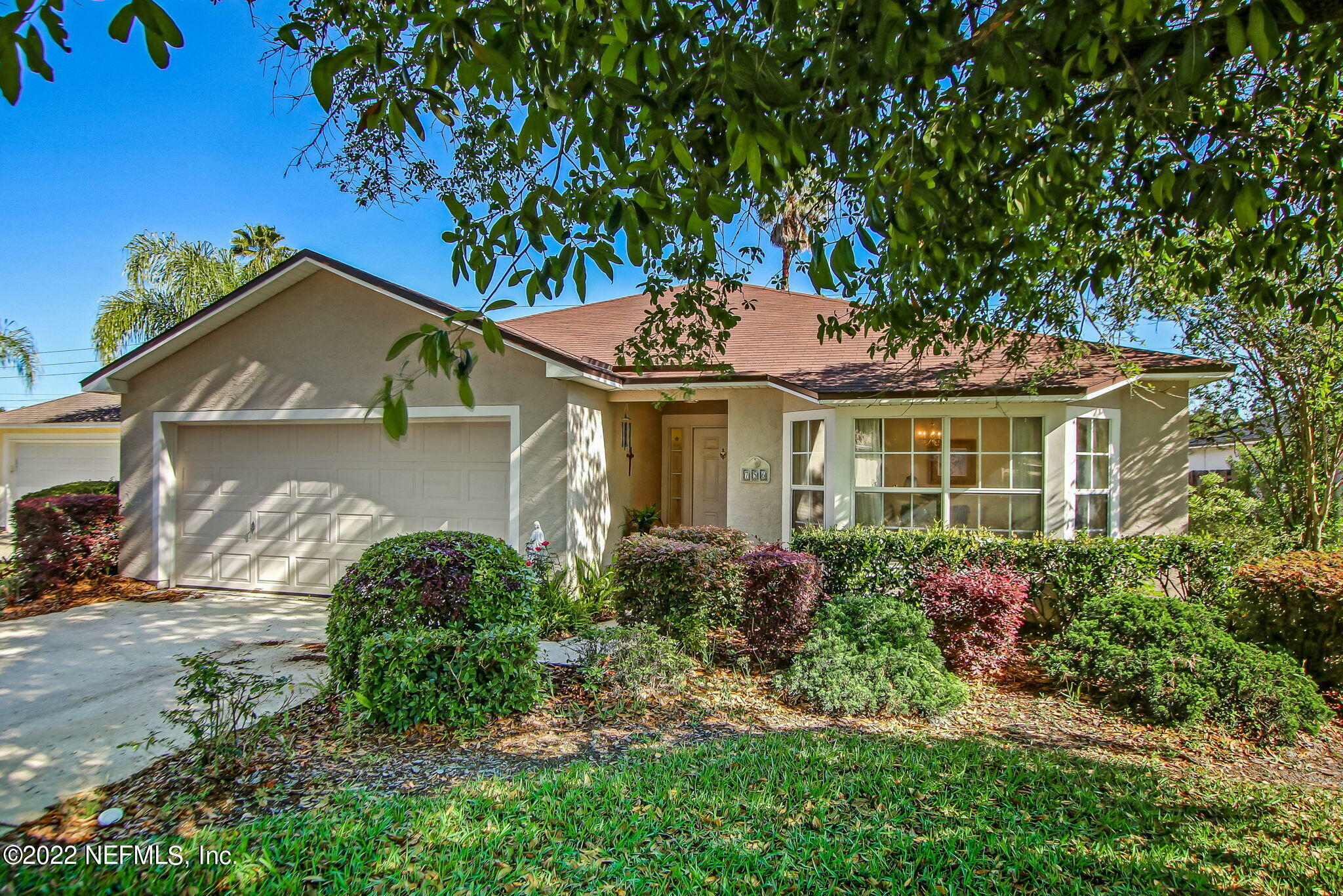 Property Photo:  756 Lake Geneva Drive  FL 32092 