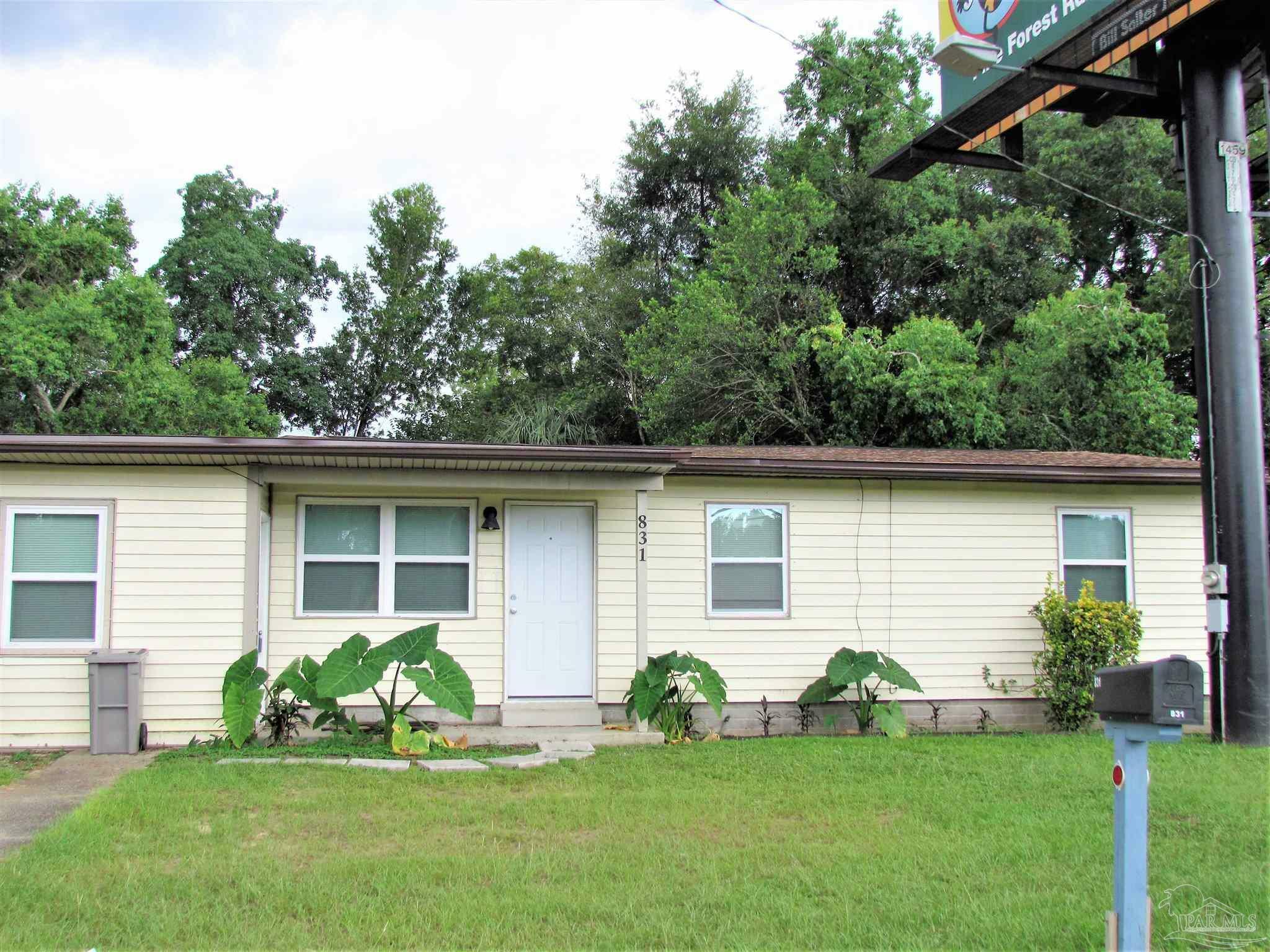 Property Photo:  831 Michigan Ave  FL 32505 