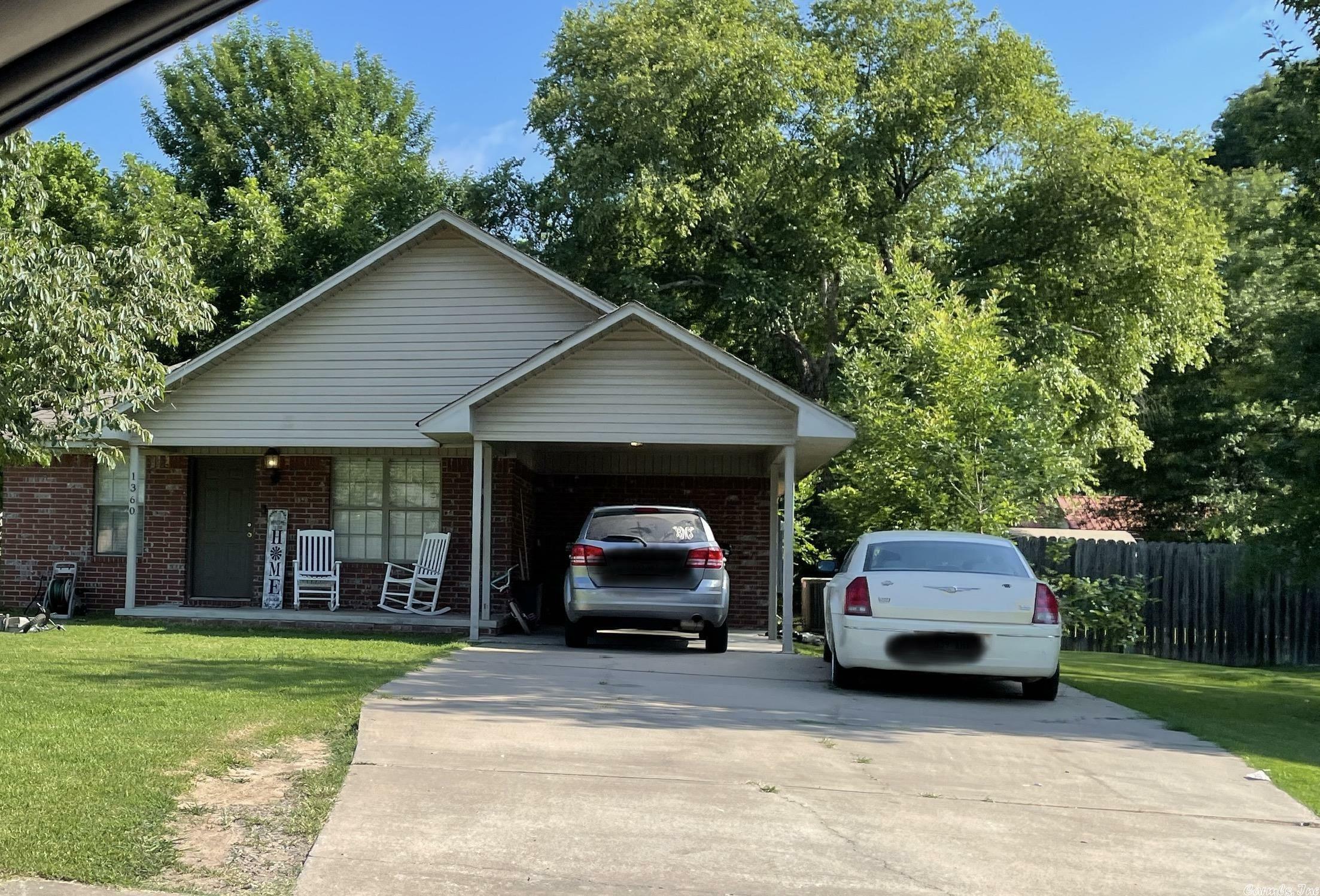 Property Photo:  1360 Robins Street  AR 72034 