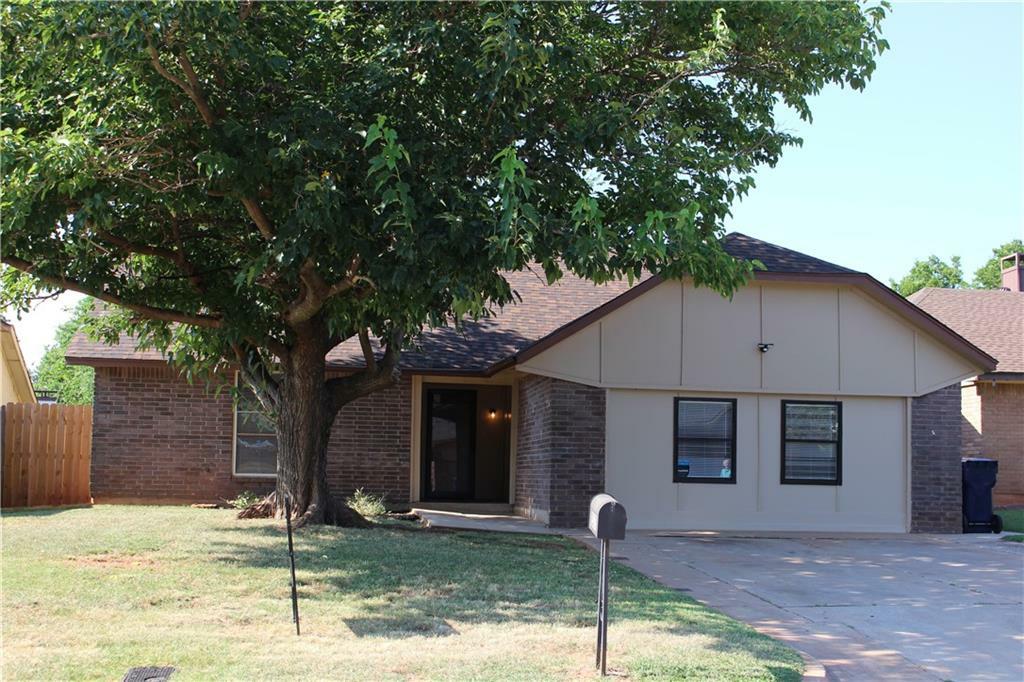 Property Photo: 3017 SE 57th Street OK 73135