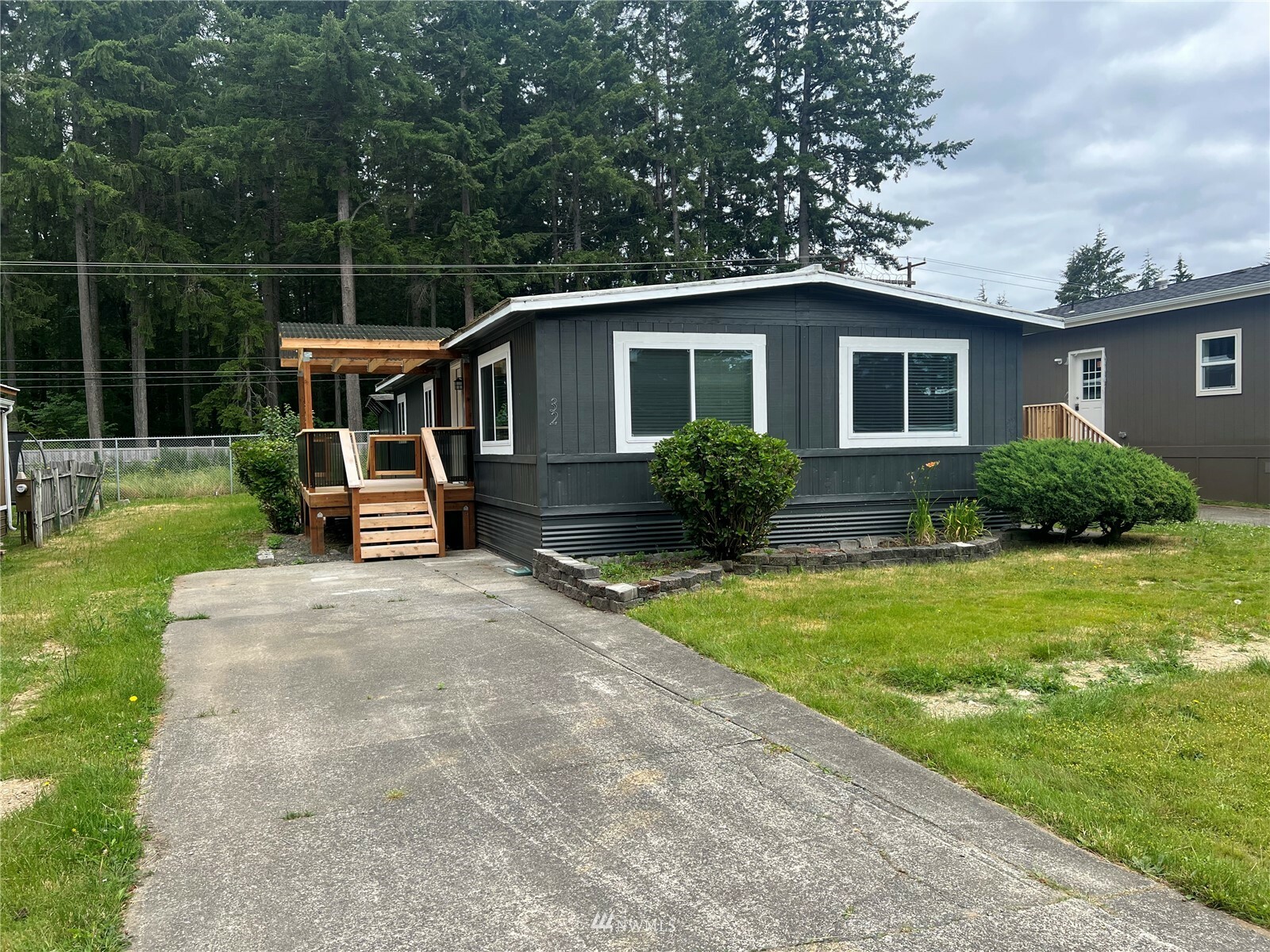 Property Photo: 3371 SE Bielmeier Road 32 WA 98367