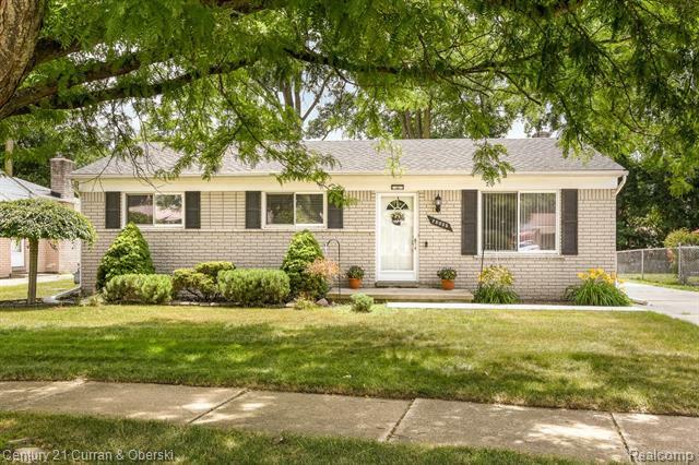 Property Photo:  25035 Pamela Street  MI 48180 