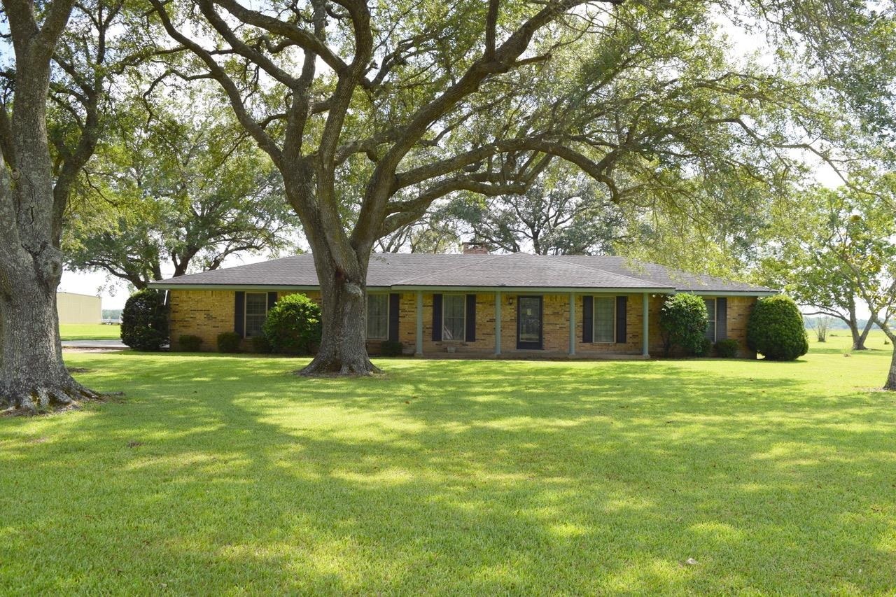 Property Photo:  21181 Burrell Wingate Rd  TX 77705 