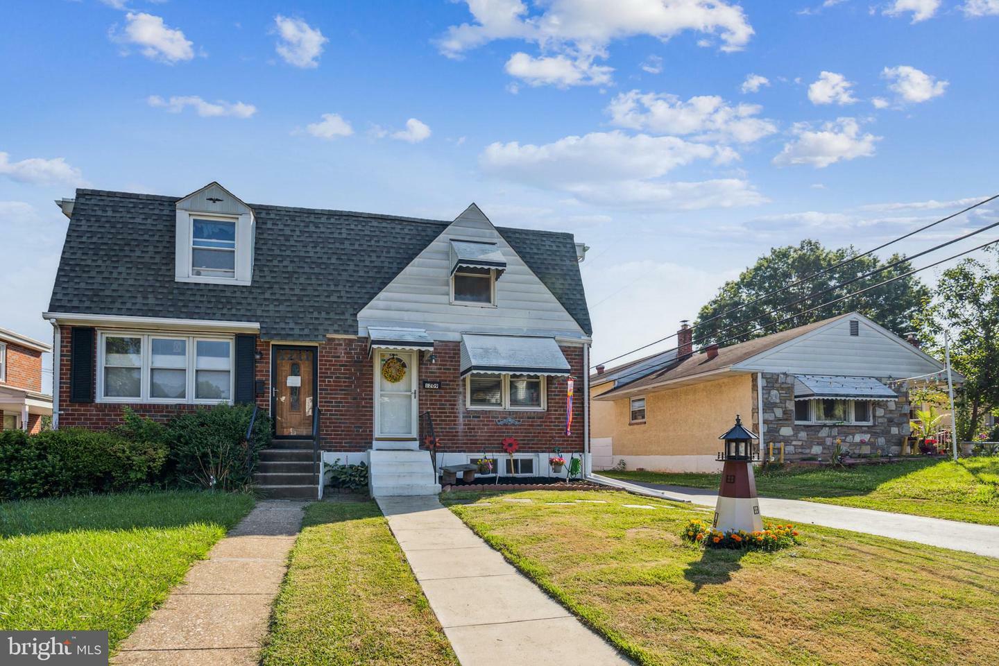 Property Photo: 1209 W Elm Street PA 19401