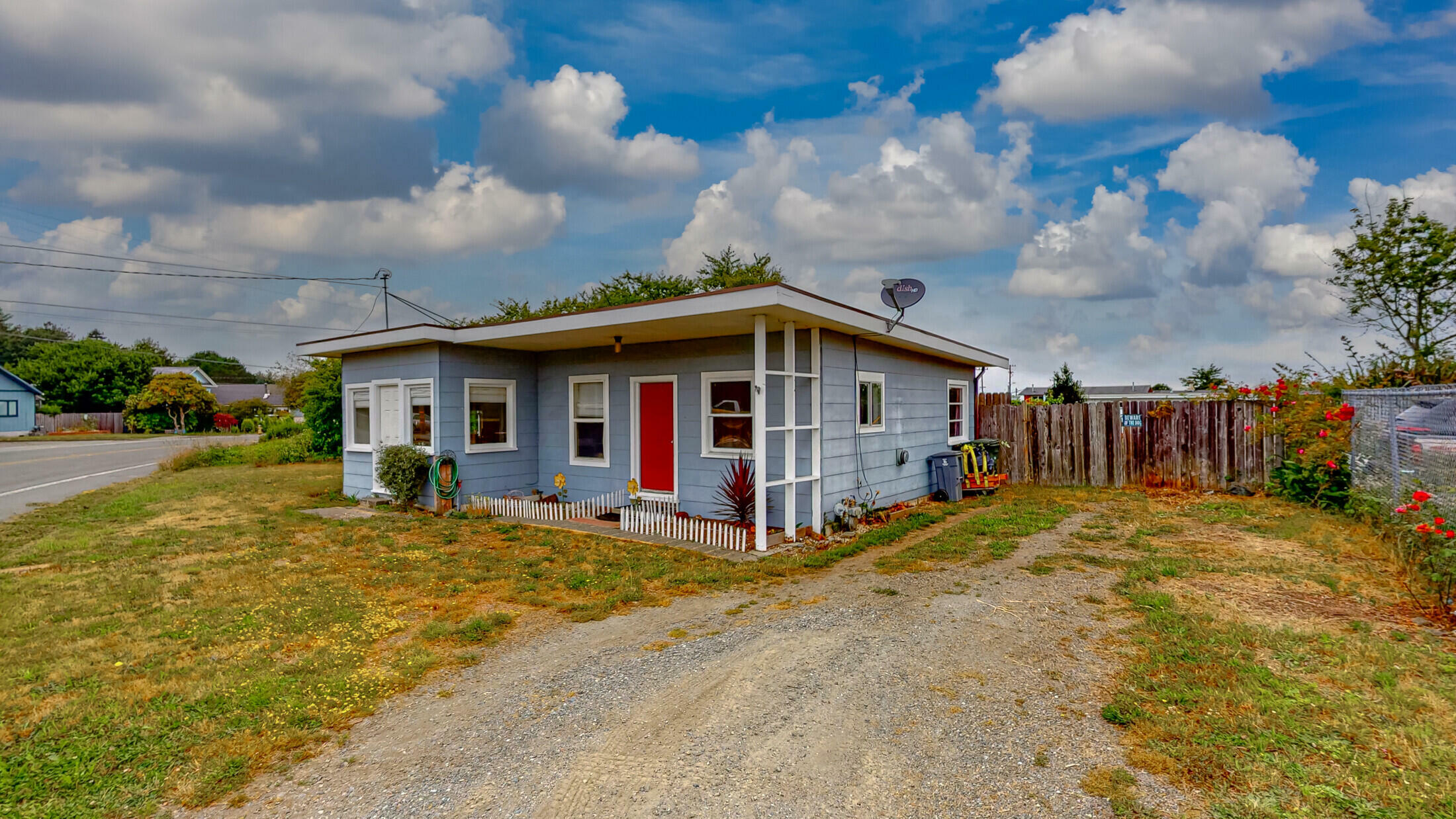 Property Photo:  2643 Myrtle Avenue  CA 95501 