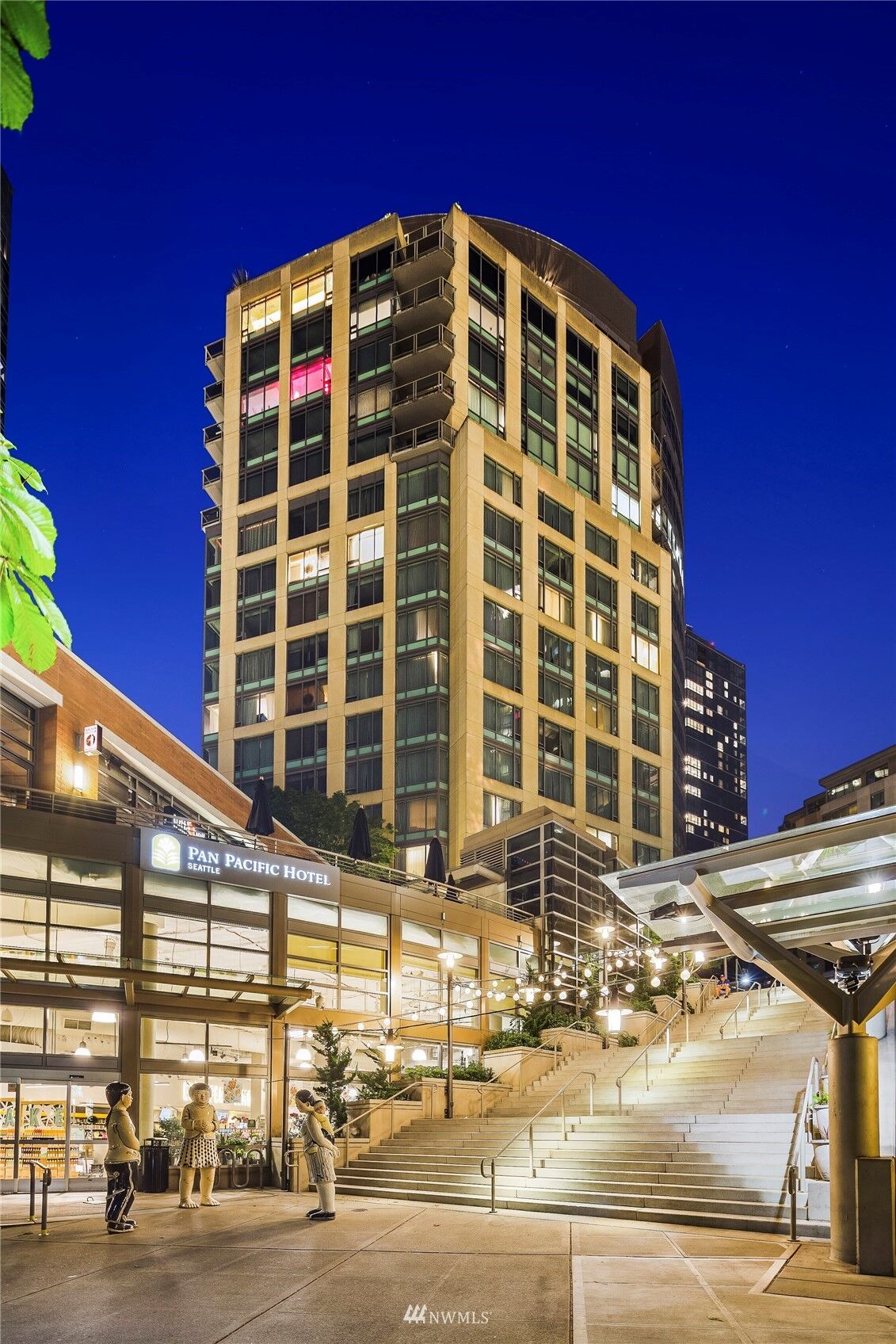 Property Photo: 2121 Terry Avenue N1605 WA 98121