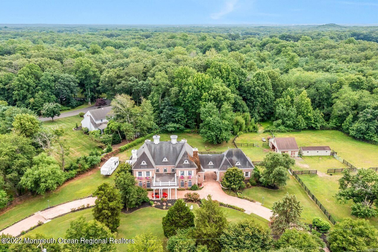 Property Photo:  339 Stagecoach Road  NJ 08510 