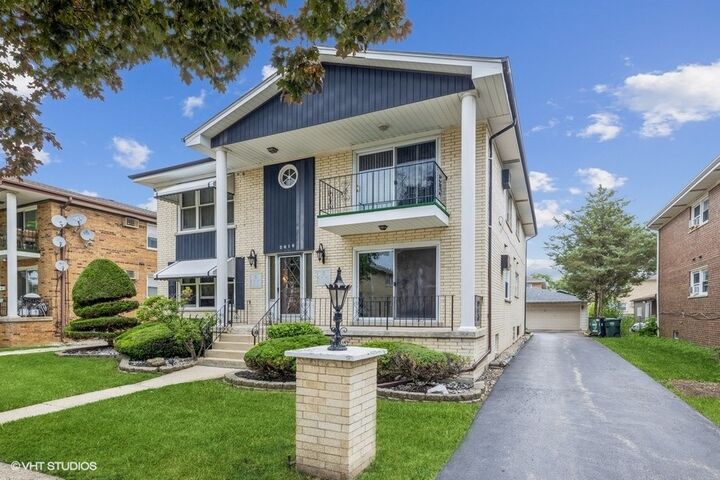 4513 Maple Avenue B  Brookfield IL 60513 photo