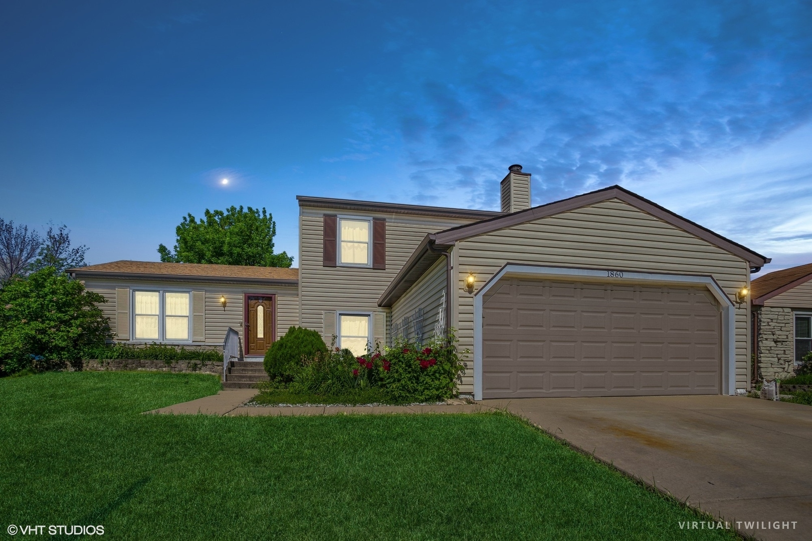 Property Photo: 1860 Scarboro Drive IL 60139