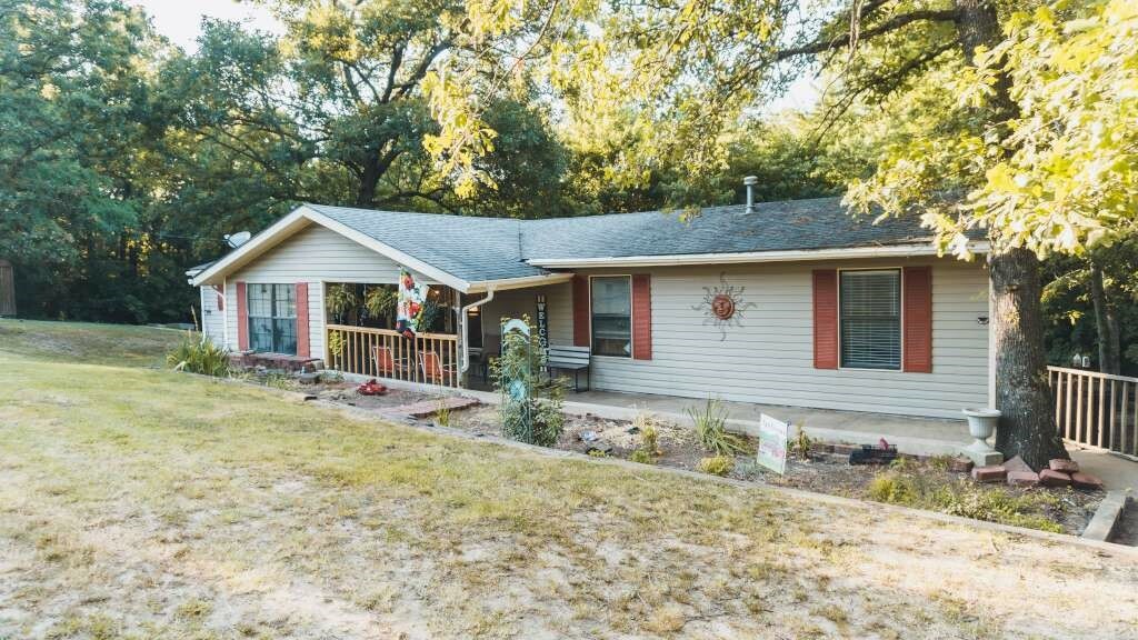 Property Photo:  940 W Wilson  AR 72701 