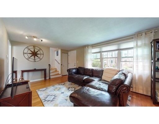 Property Photo:  94 Willow St  MA 02453 