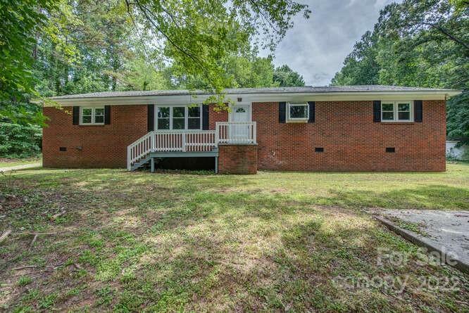 Property Photo:  926 Mauney Road  NC 28164 