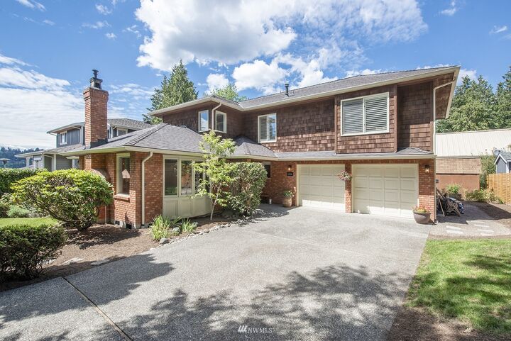 Property Photo: 6034 NE 135th Street WA 98034