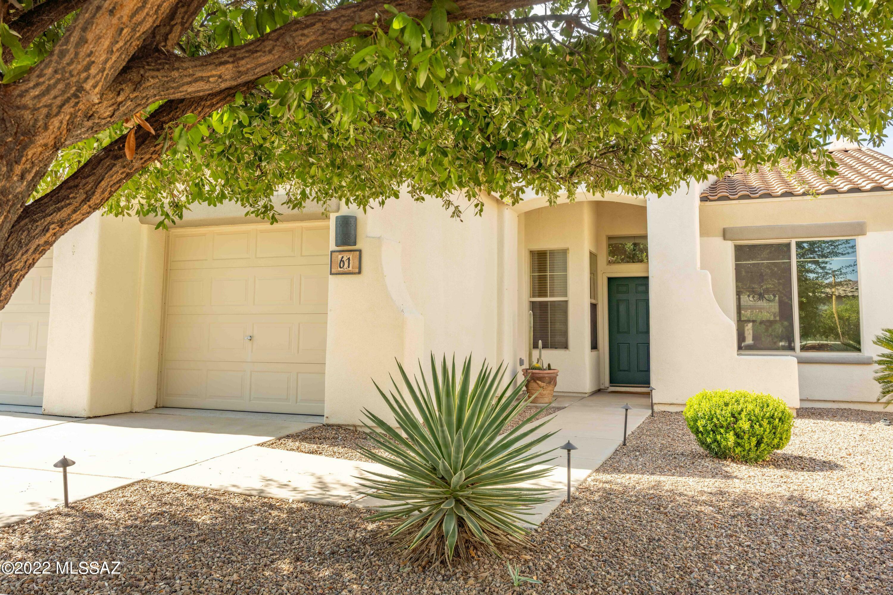 Property Photo:  61 W Camino Rancho Cielo  AZ 85629 