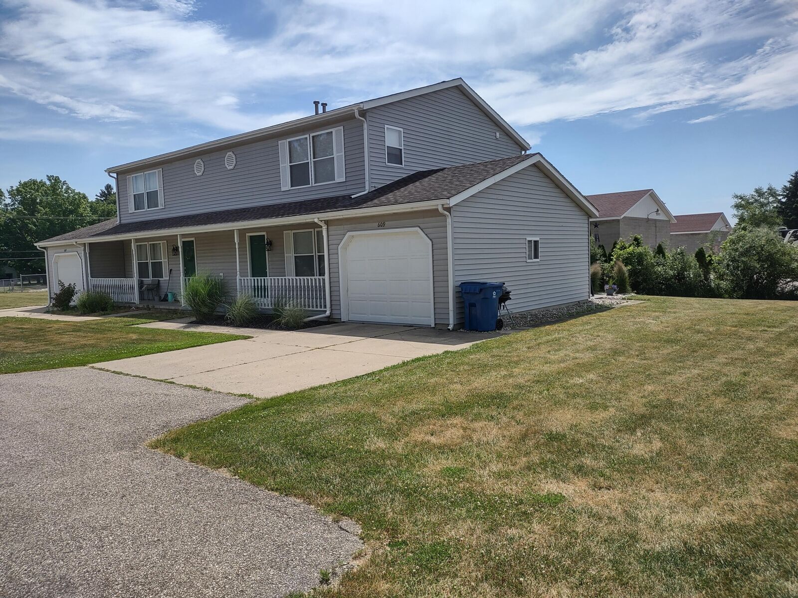 Property Photo:  609 E Main Street  MI 49412 