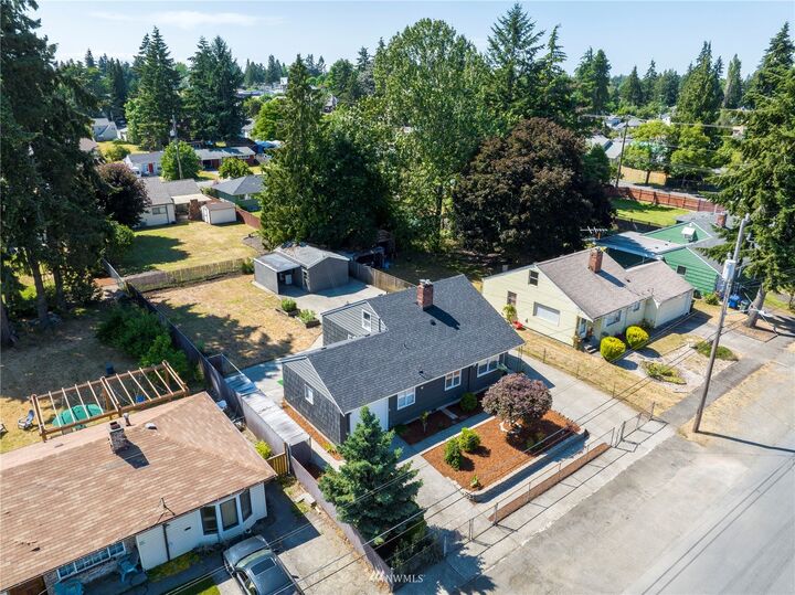 Property Photo:  13623 3rd Avenue S  WA 98168 