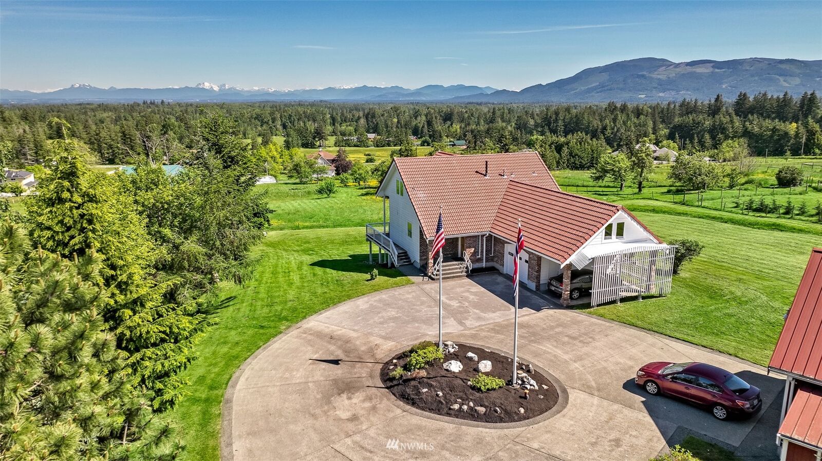 Property Photo:  2432 Mt. Baker Highway  WA 98226 