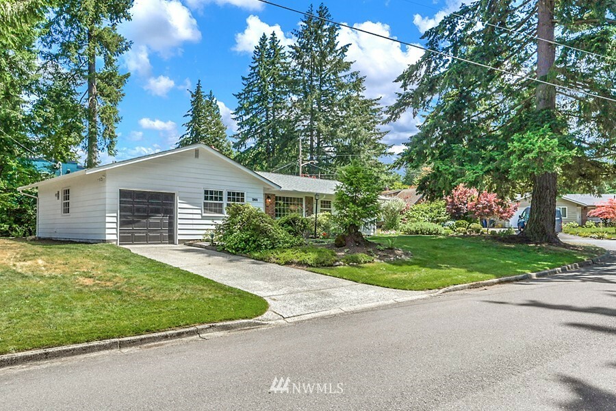 Property Photo:  1960 146th Place SE  WA 98007 