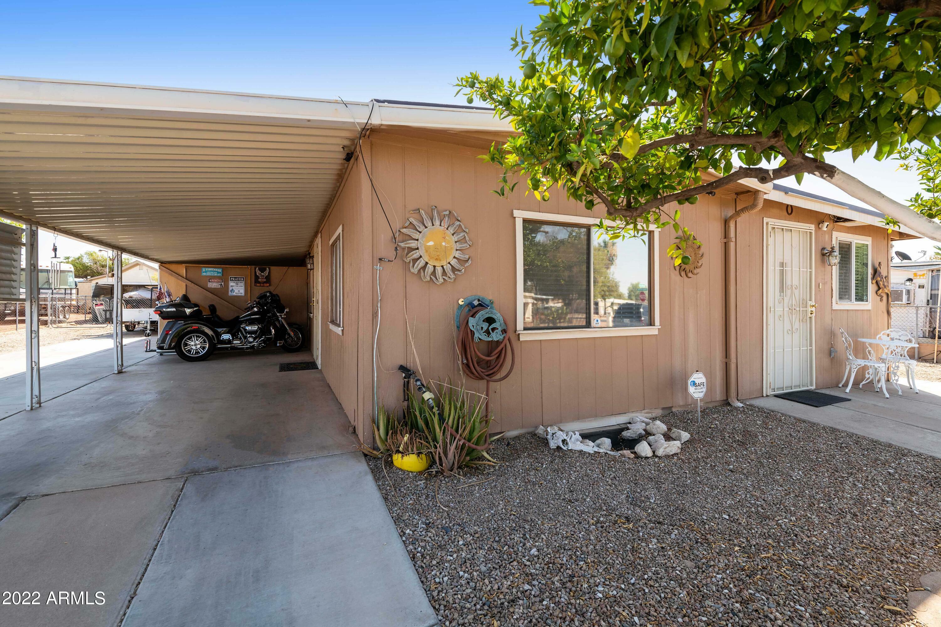 Property Photo:  9472 E Escondido Avenue  AZ 85208 