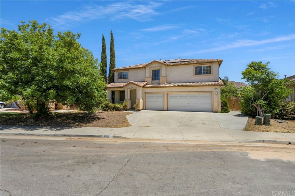 Property Photo:  3521 Rolling Rock Court  CA 92571 