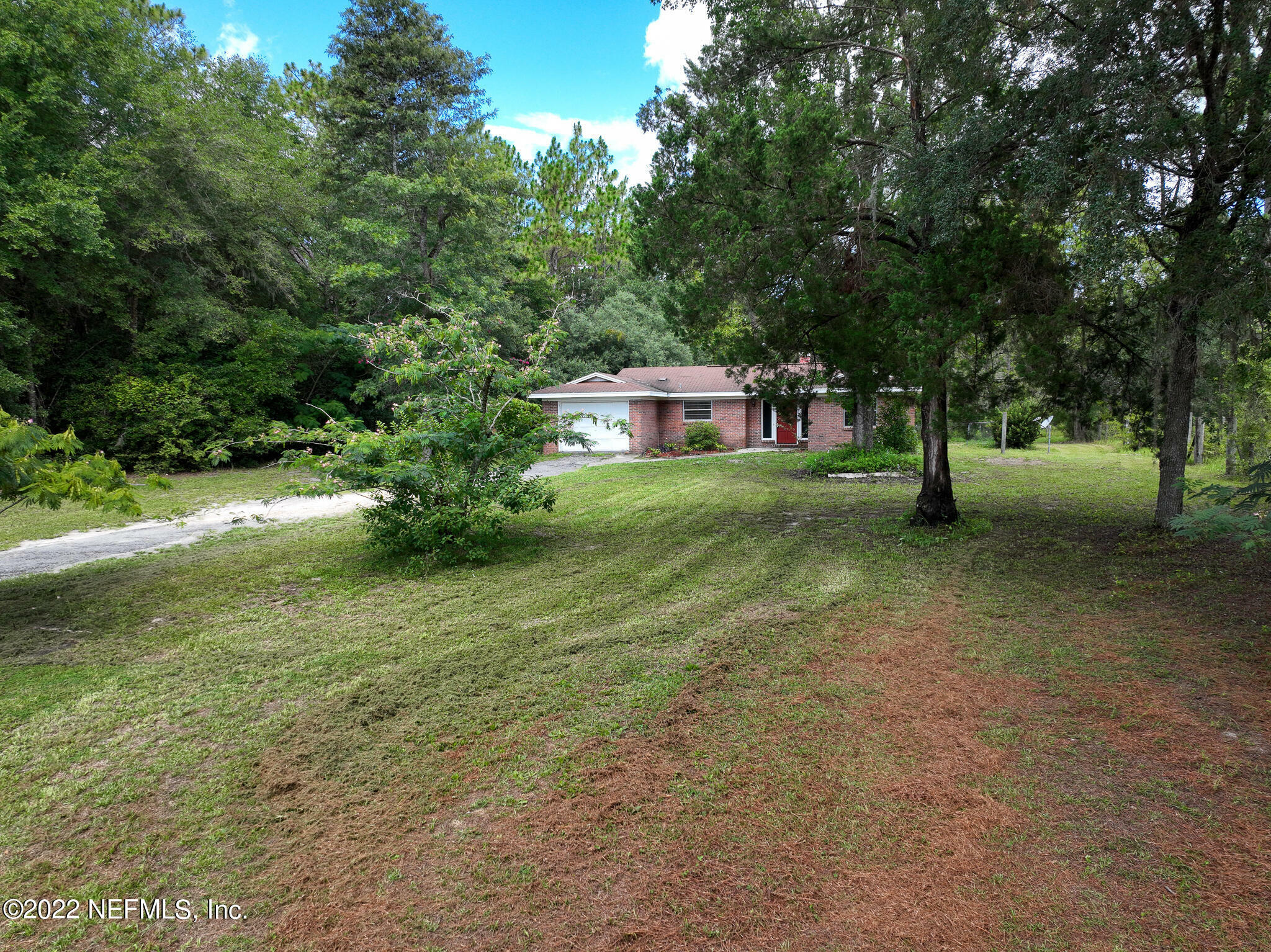 Property Photo:  7612 Oak Drive  FL 32656 