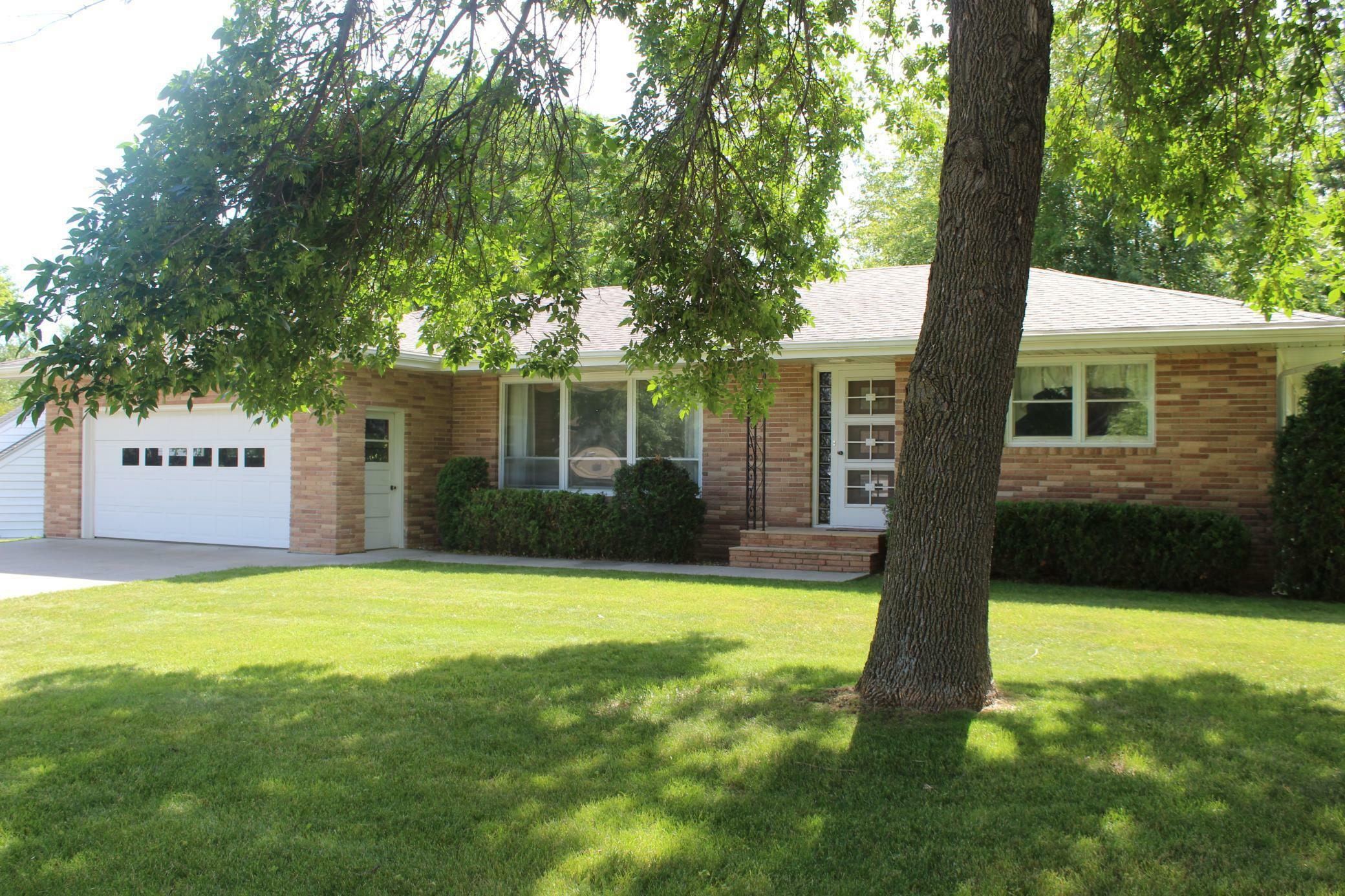 Property Photo: 1416 Terrace Drive MN 56537