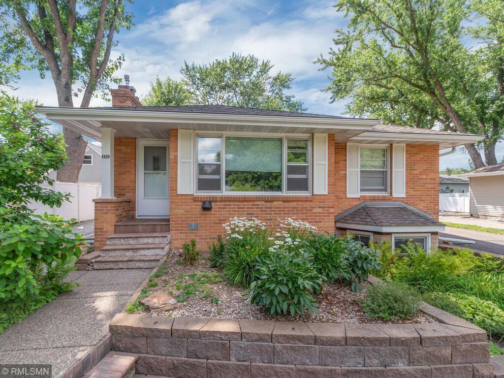 Property Photo: 1119 Sumter Avenue N MN 55427
