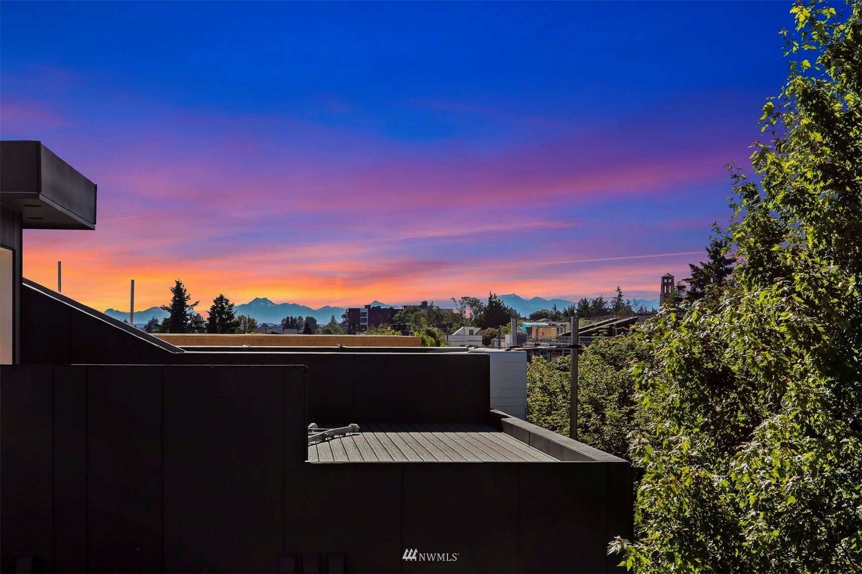 Property Photo: 1719 NW 64th Street A WA 98107